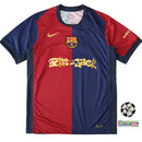 Camiseta del Barcelona x Travis Scott I 2024/25 - TOQUE ME VOY | Espanha S / Sin personalización / Champions League Otimizado