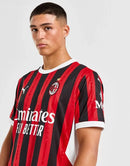 Camiseta del Milan I 2024/2025 - TOQUE ME VOY | Espanha S / Sin personalización / Sin parche Otimizado