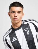 Camiseta del Juventus I 2024/2025 - TOQUE ME VOY | Espanha S / Sin personalización / Sin parche Otimizado